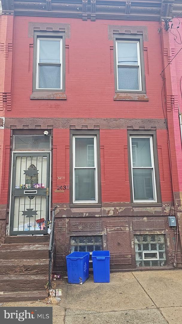 2430 N 16th Street  Philadelphia PA 19132 photo