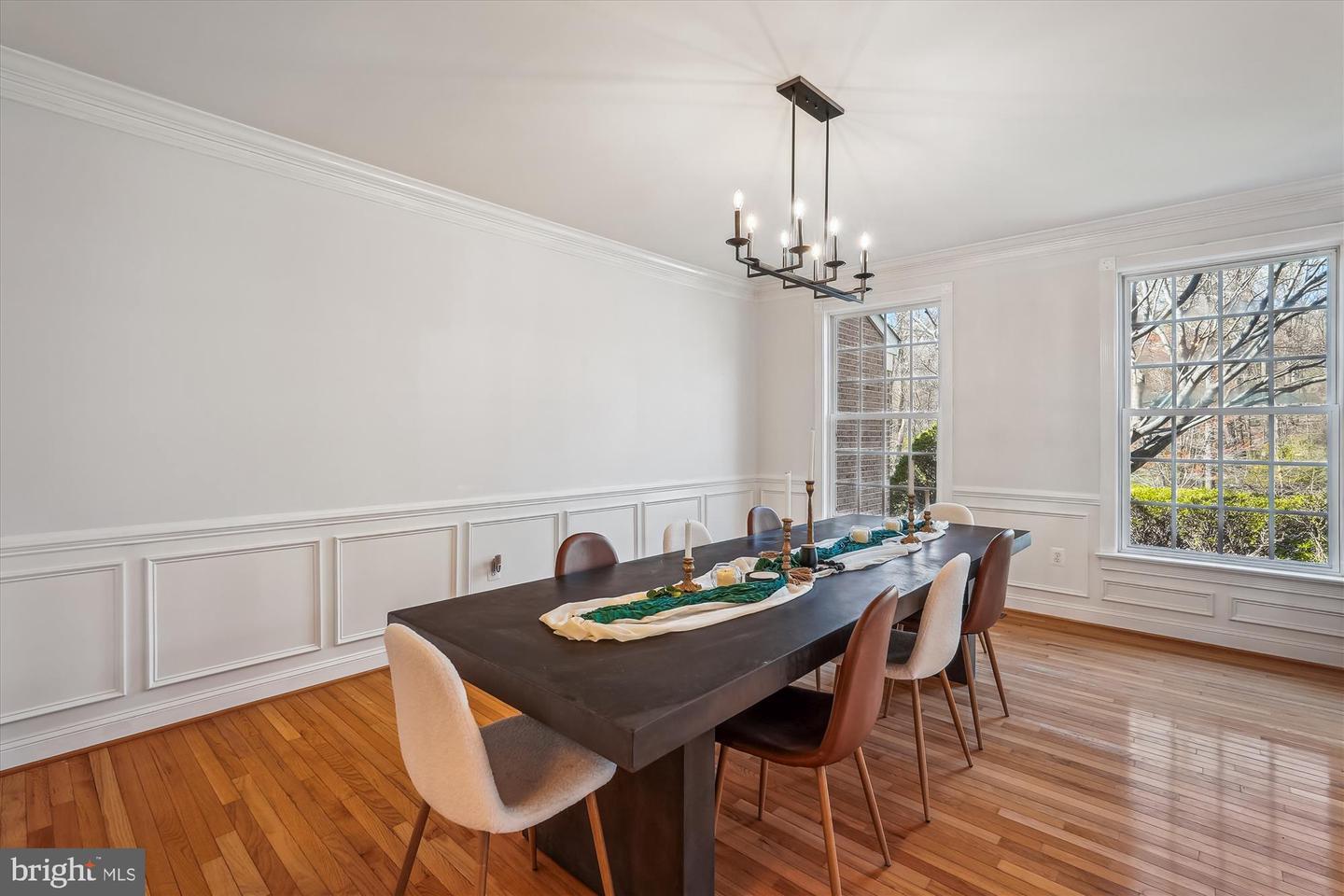 Property Photo: 35400 Autumn Ridge Court VA 20141