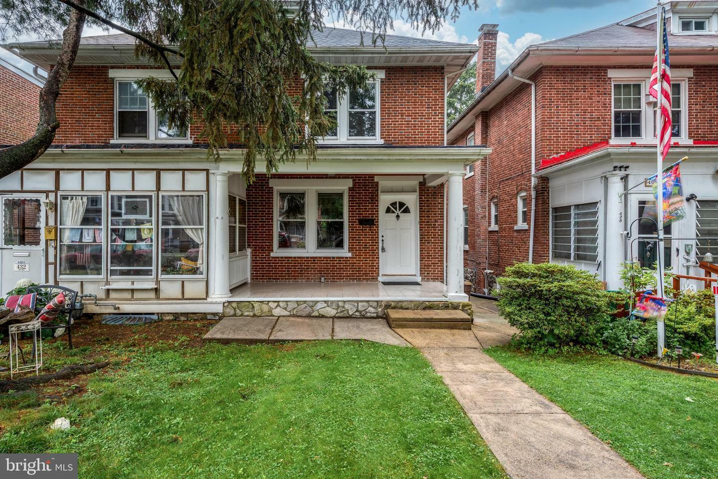 430 S West End Avenue  Lancaster PA 17603 photo