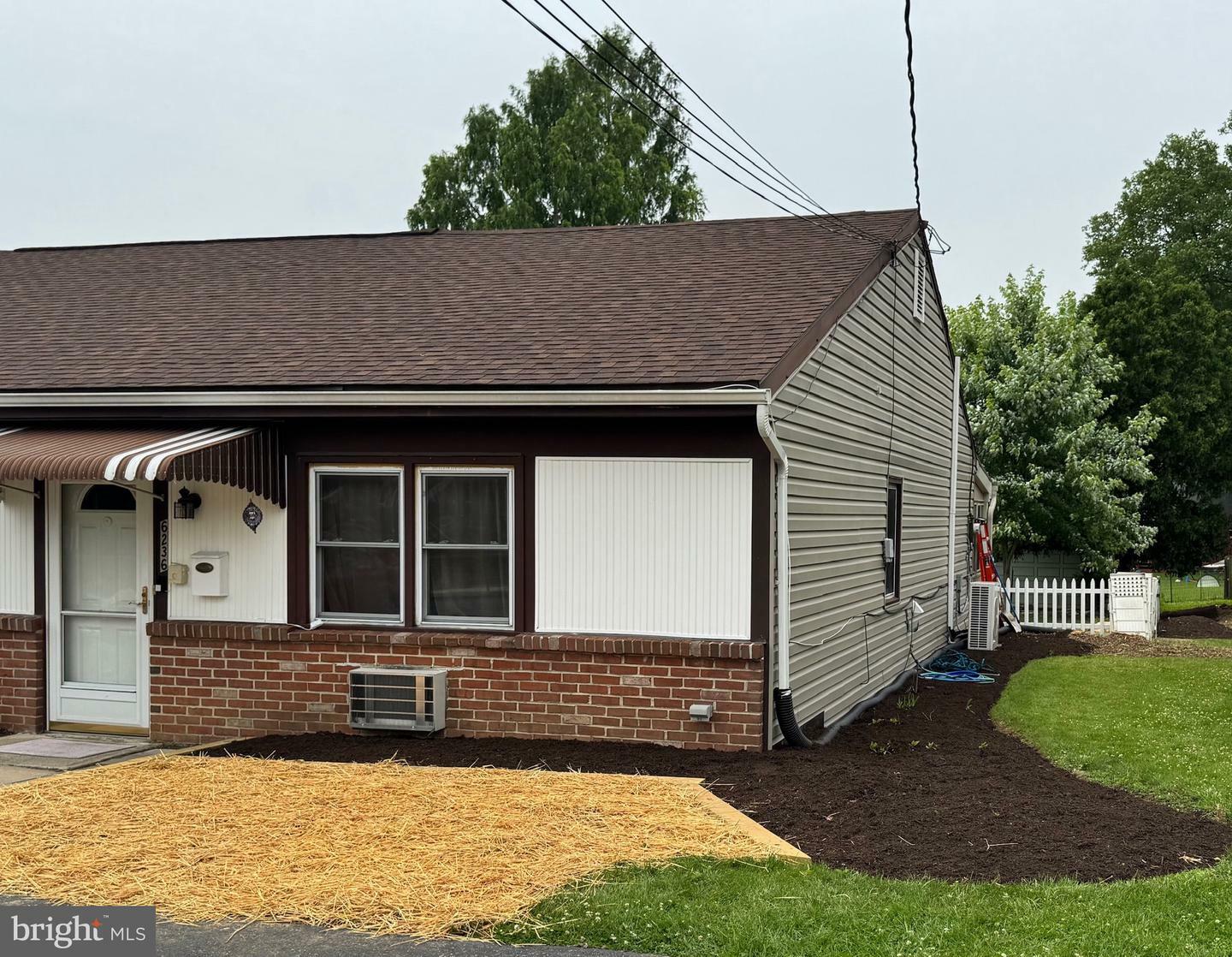 6236 Lemon Street  East Petersburg PA 17520 photo