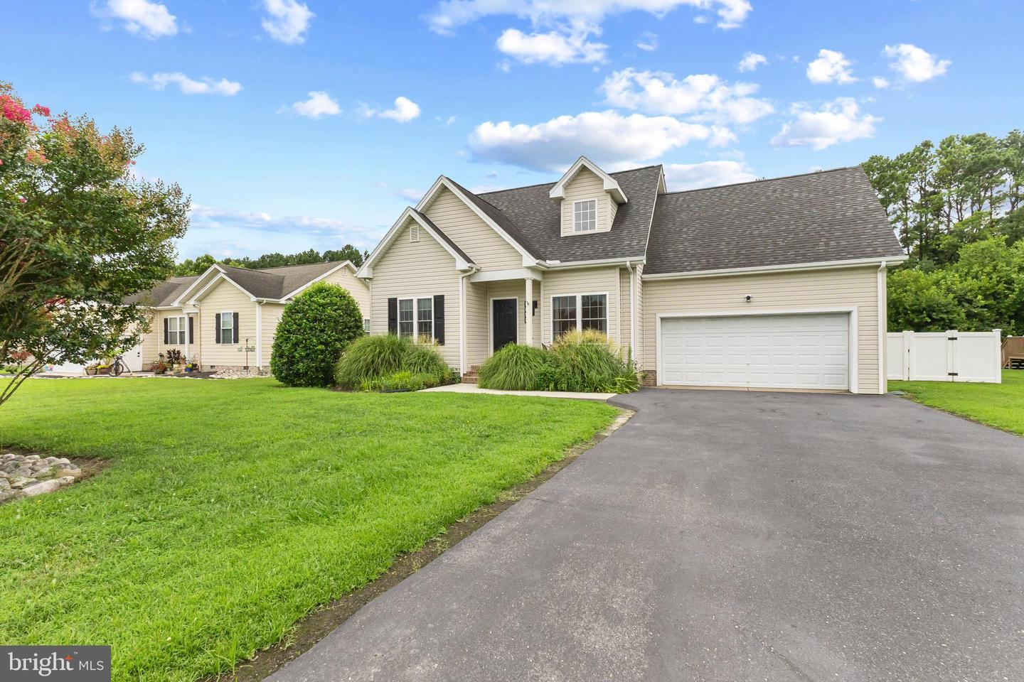 Property Photo: 8846 Lennox Drive MD 21875