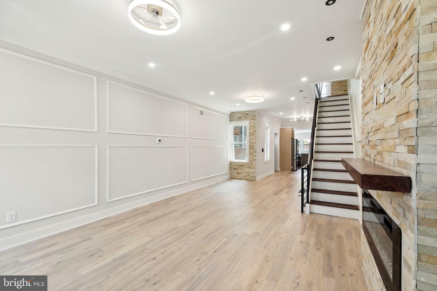 Property Photo: 2106 E Somerset Street PA 19134