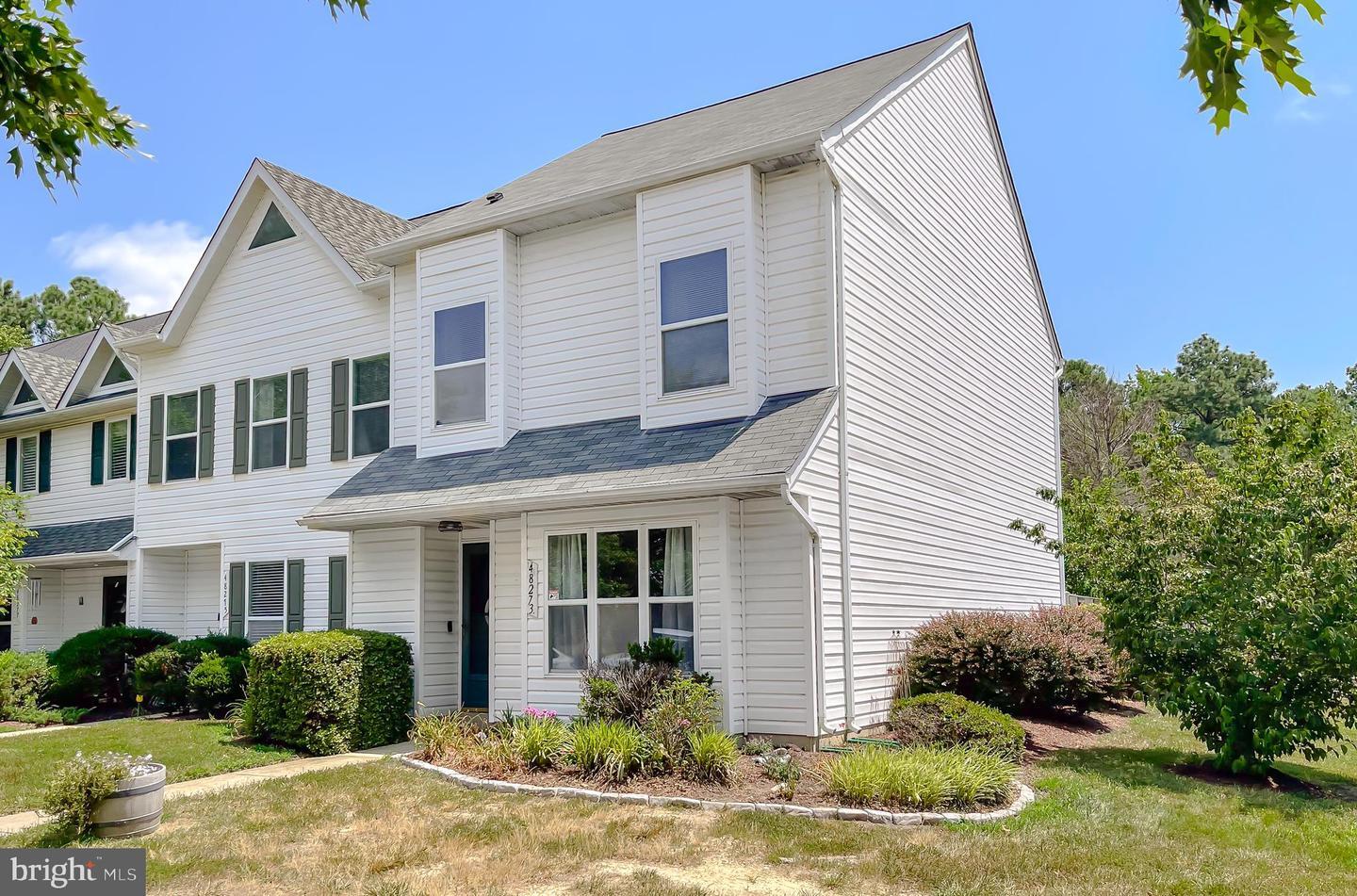 Property Photo:  48273 Picketts Harbor Court  MD 20653 