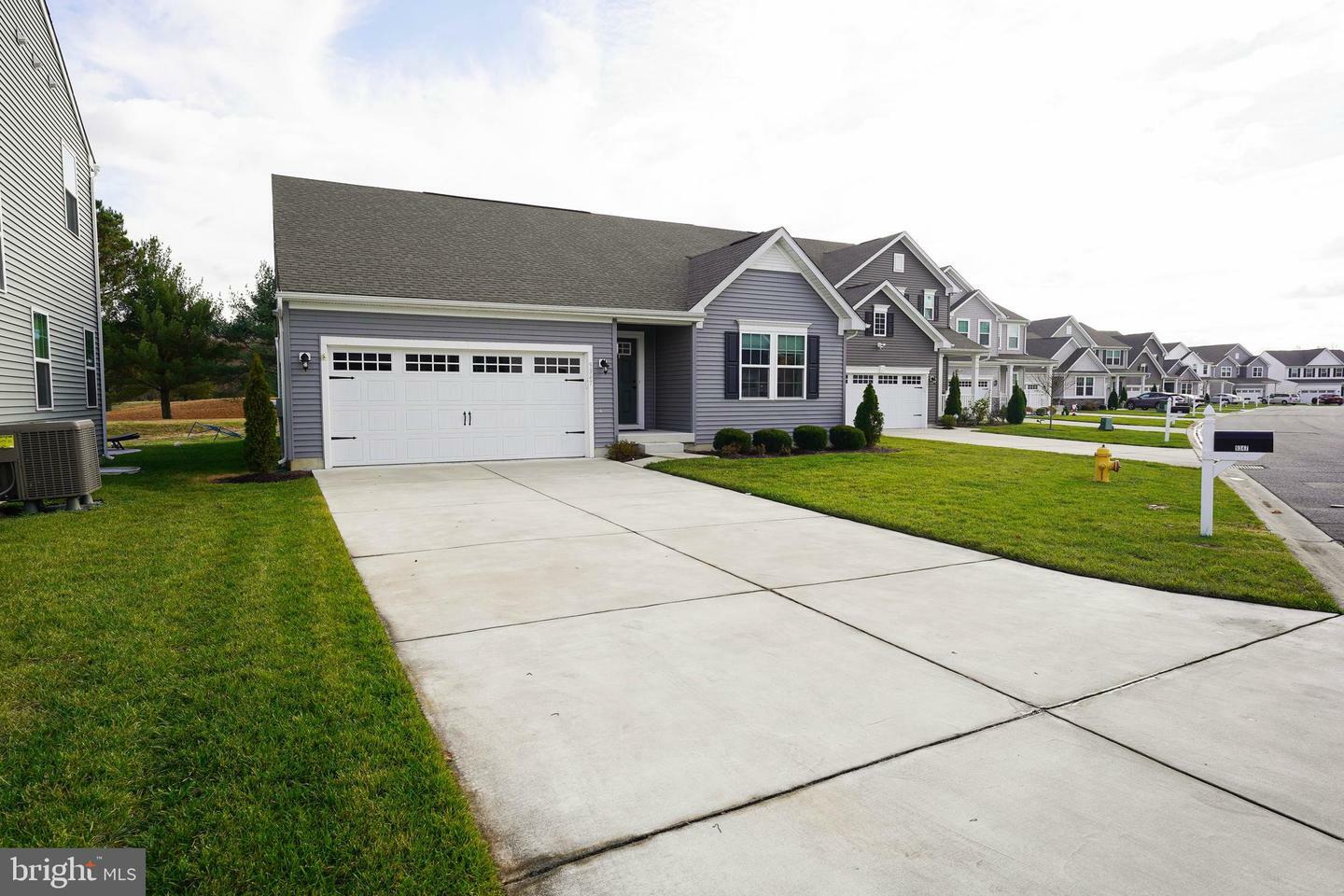 Property Photo: 9347 Mulligan Way MD 21875