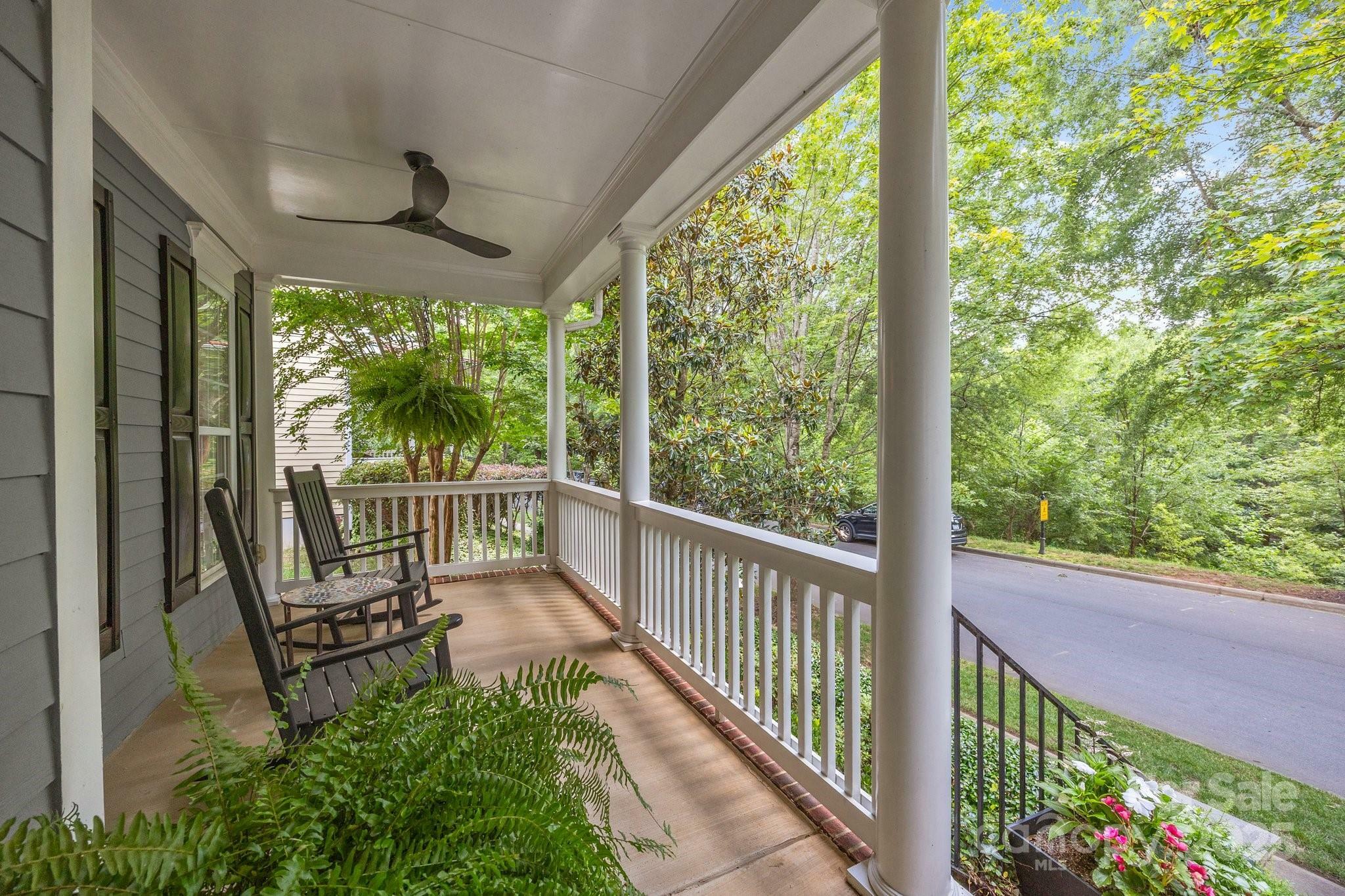 Property Photo: 15628 Waterfront Drive NC 28078