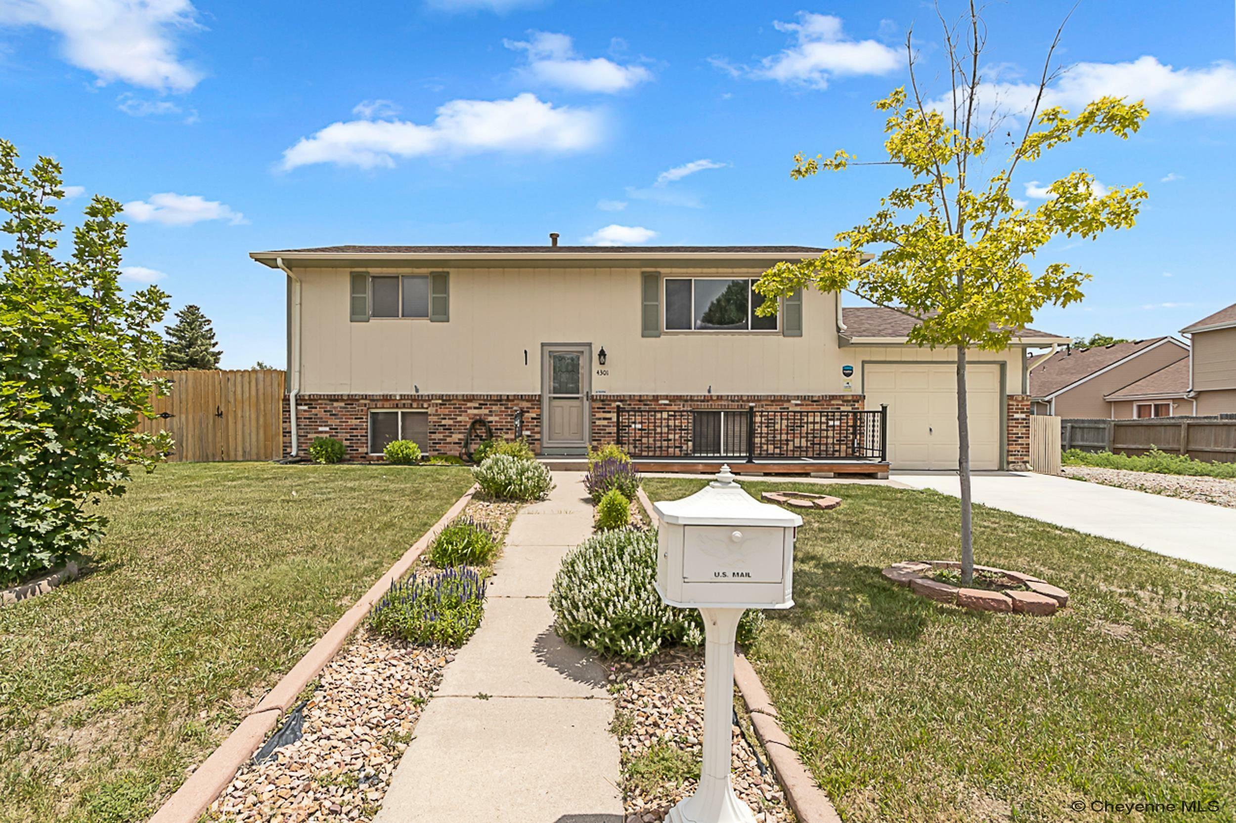 4301 Cleveland Ave  Cheyenne WY 82001 photo