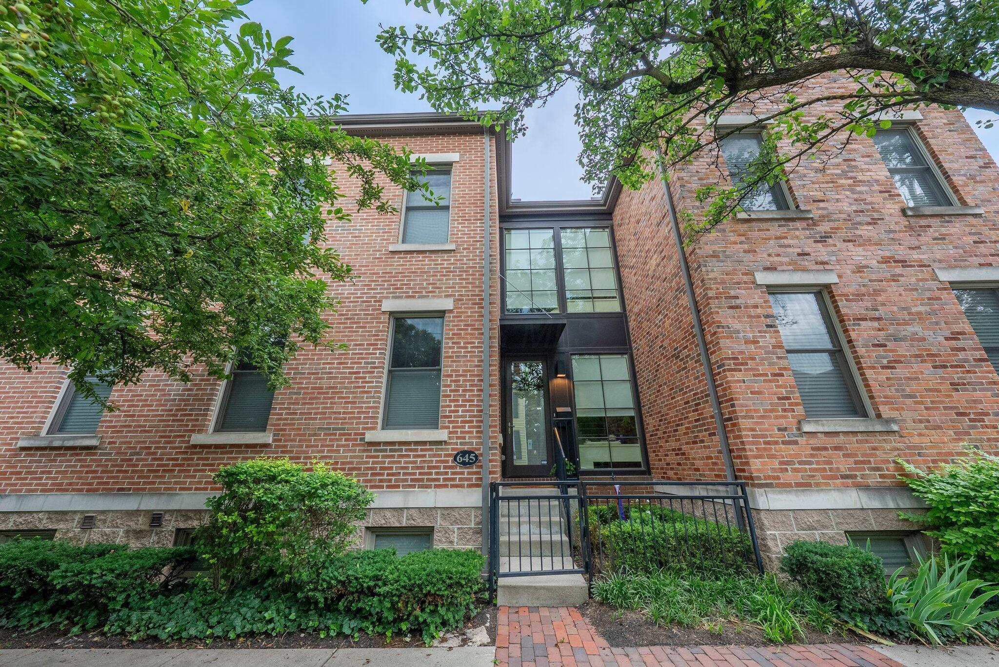 645 S Grant Avenue  Columbus OH 43206 photo