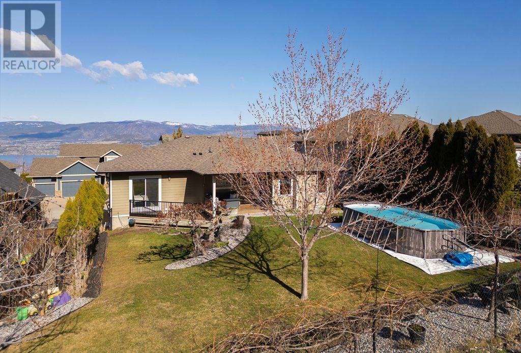 Photo de la propriété:  812 Kuipers Crescent  BC V1W 5C9 
