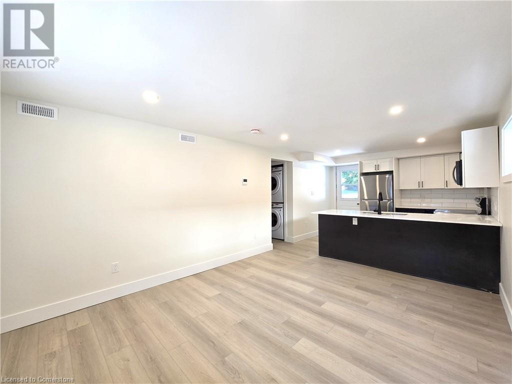 Property Photo: 404 Forest Hill Drive 2 ON N2M 4H4