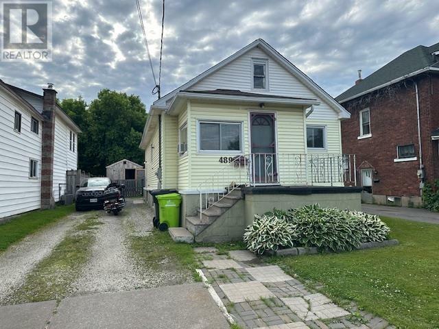 Property Photo: 489 Northland Rd ON P6C 3N7
