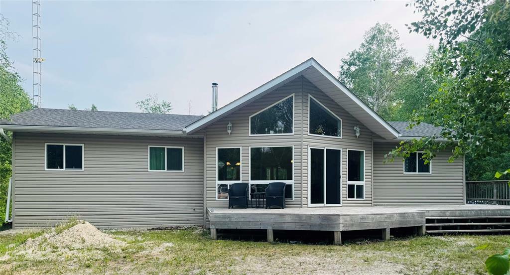 Property Photo:  3 Narrows West Drive  MB R0C 2K0 