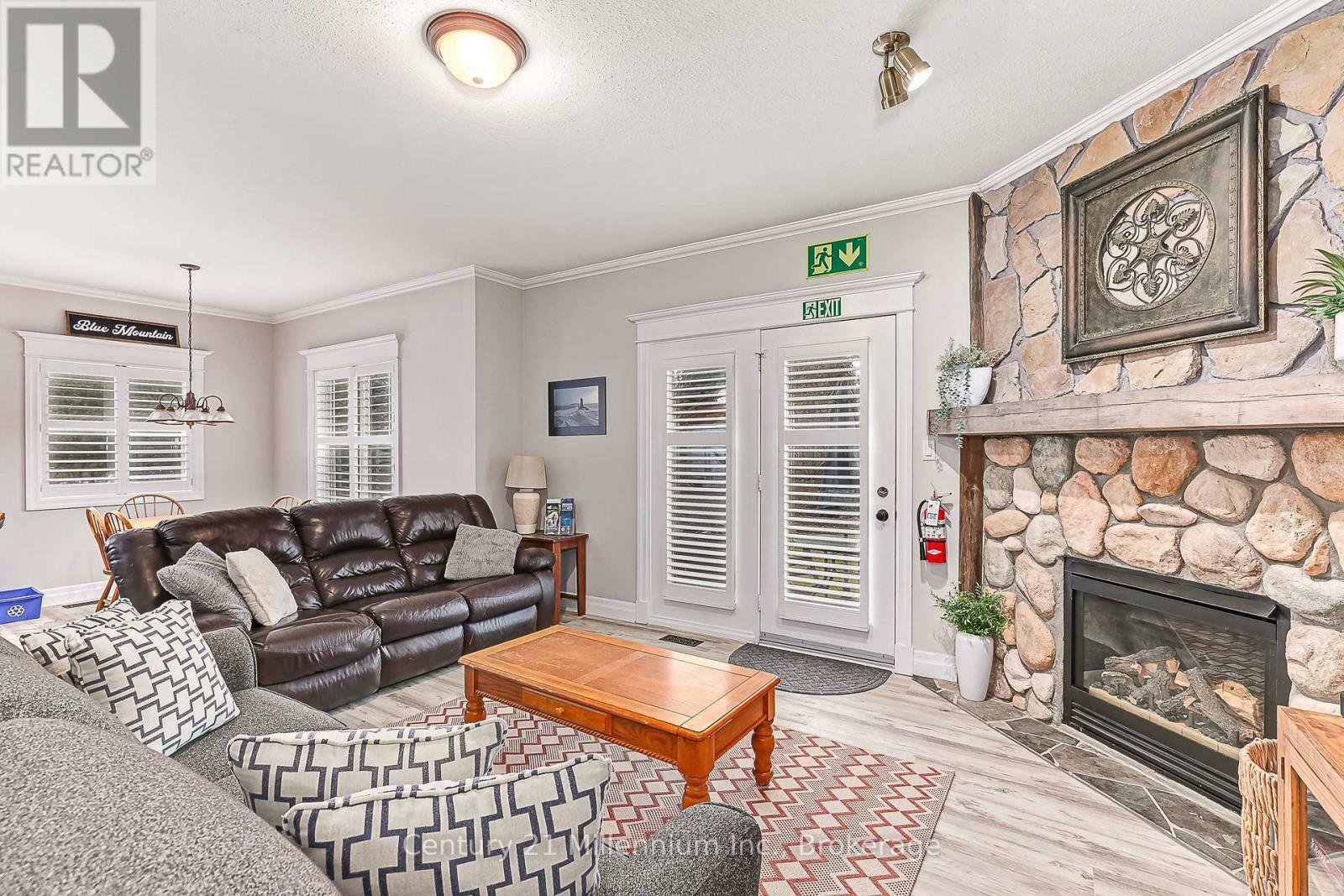 Property Photo: 184 Snowbridge Way 120 ON L9Y 3Z2