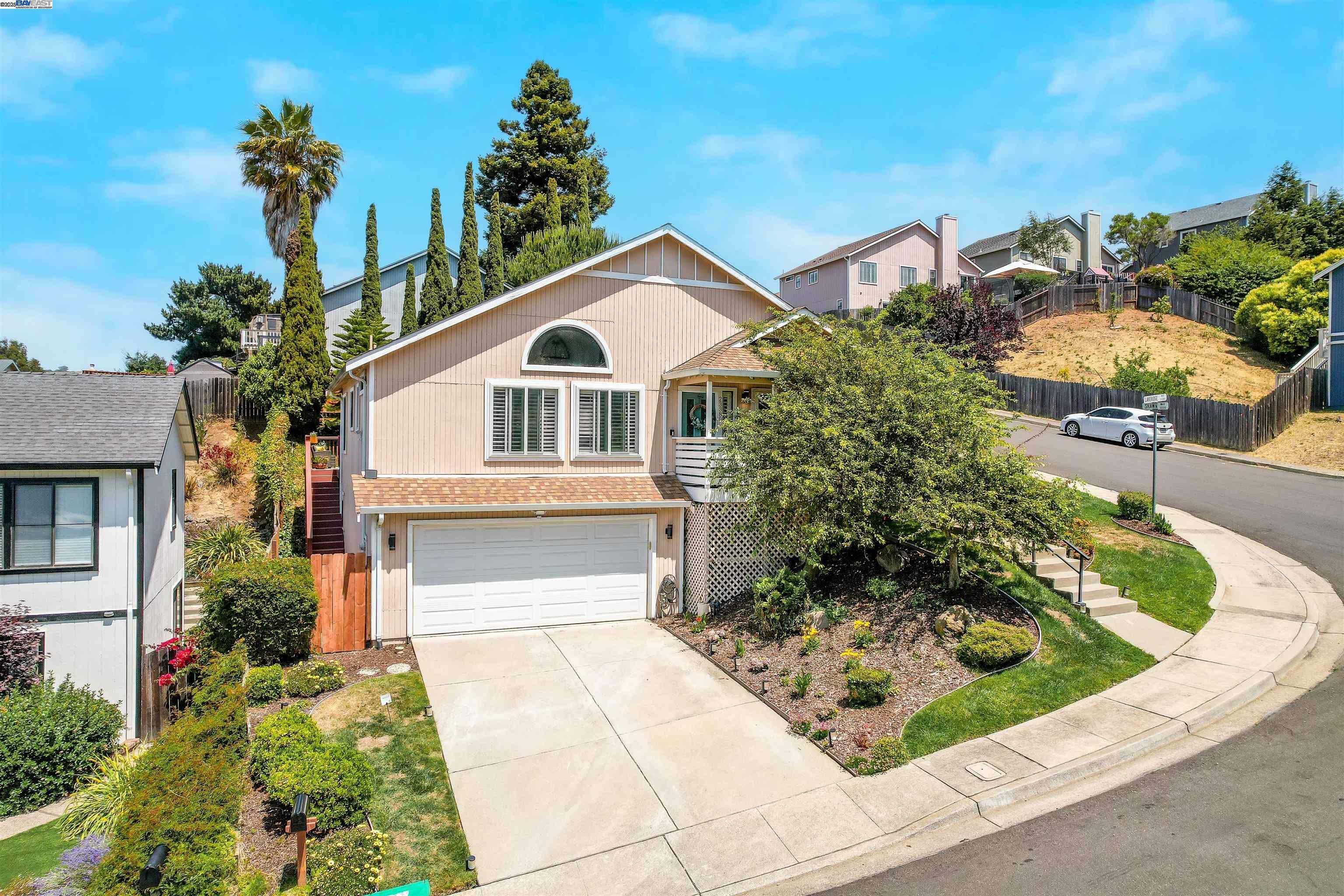 Property Photo:  23380 Lakeridge Avenue  CA 94541 