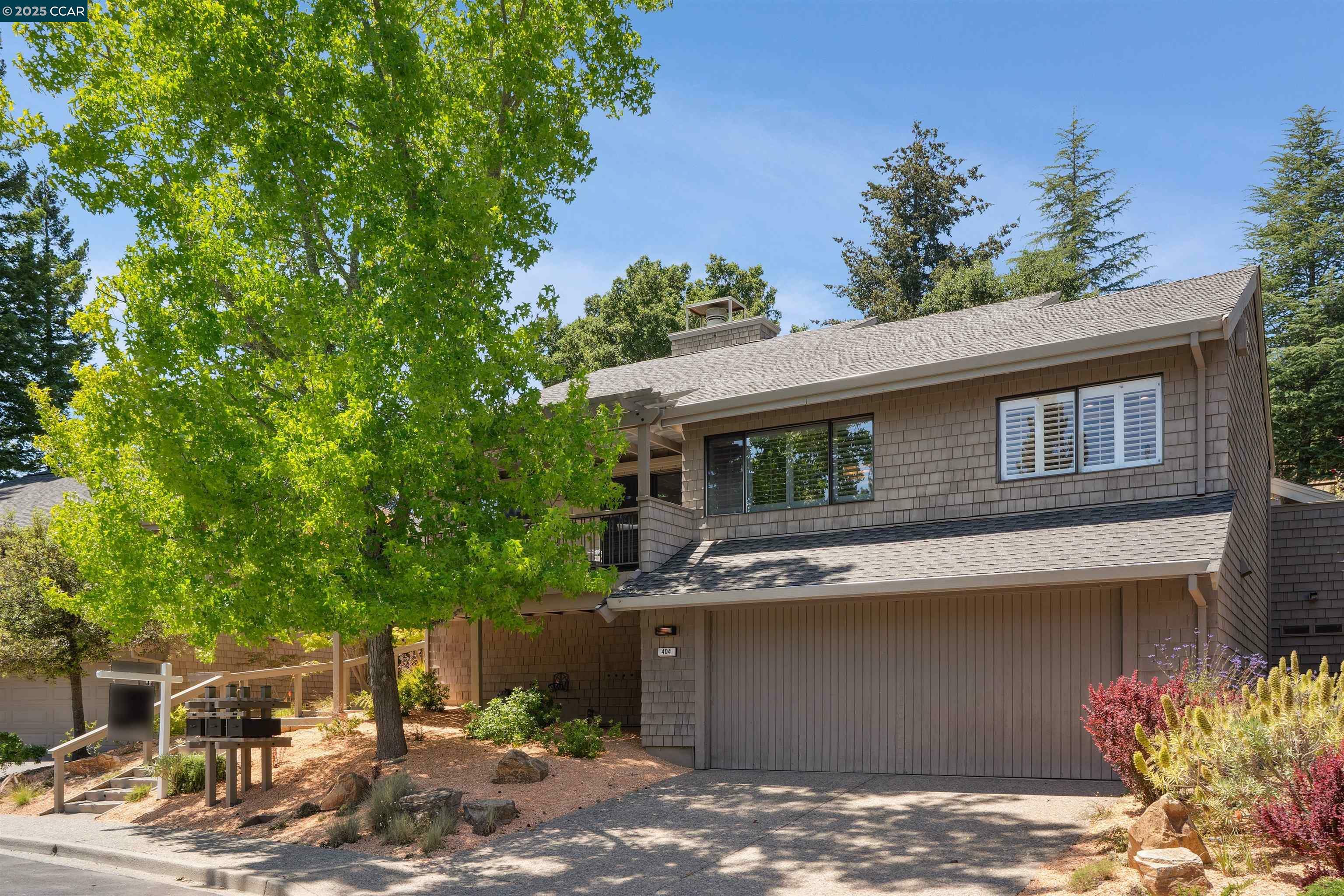404 Ridge Gate Road  Orinda CA 94563 photo