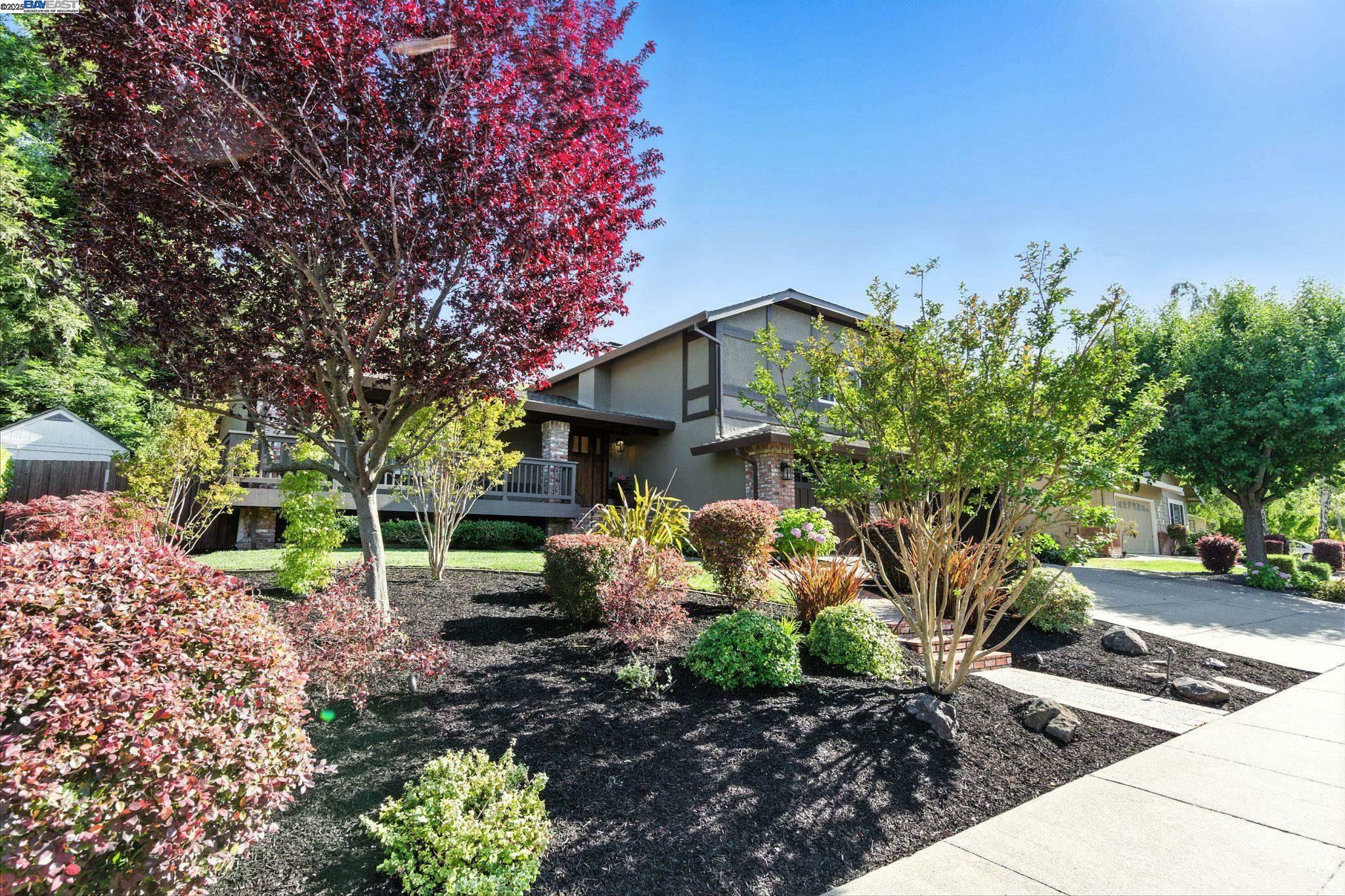 Property Photo: 2475 Paddock Dr CA 94583