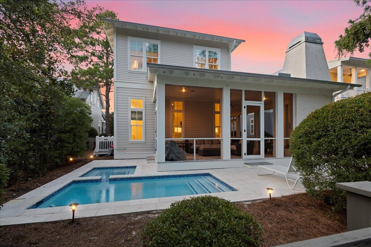 Property Photo: 172 E Royal Fern Way FL 32459