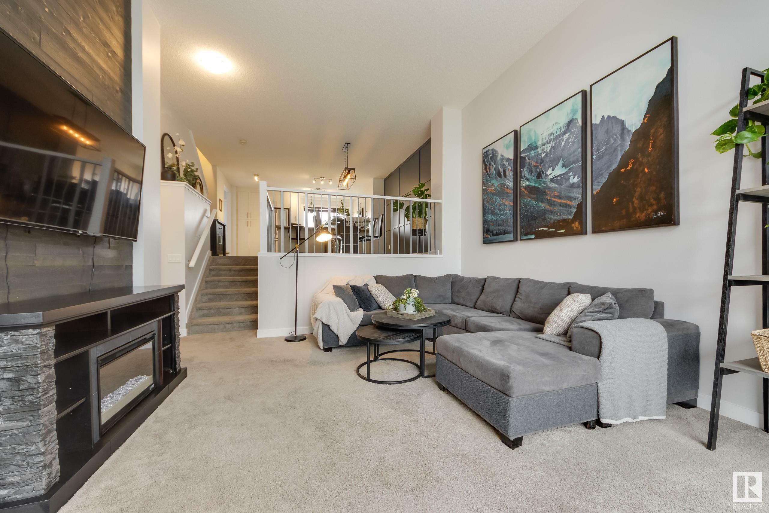 Property Photo: 631 36 Street SW AB T6X 2G5
