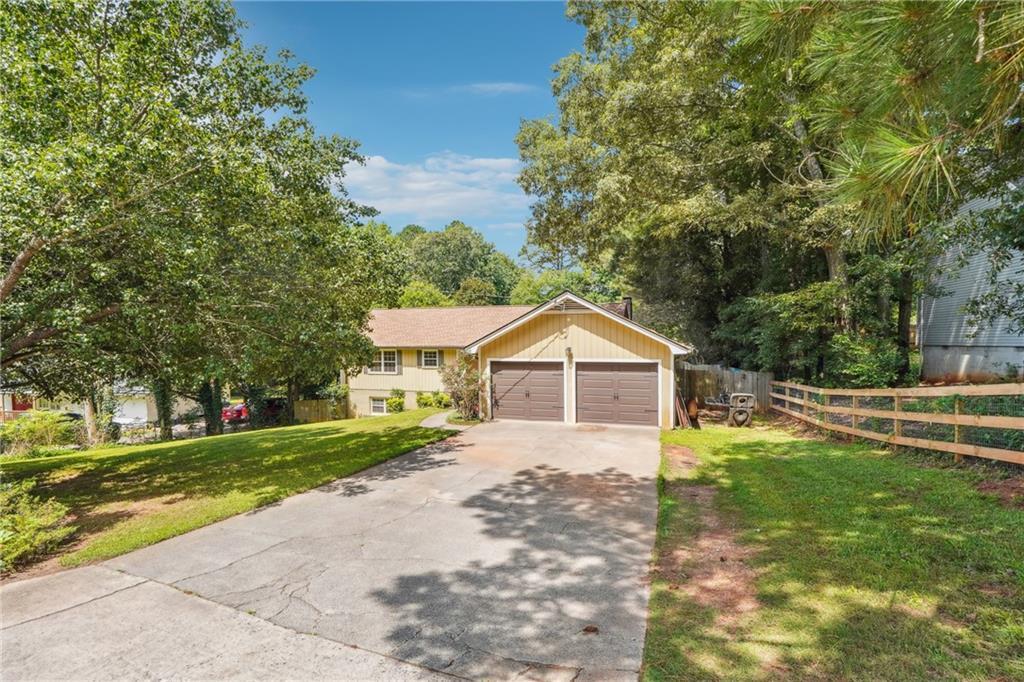 Property Photo: 2220 Williams Lane GA 30028