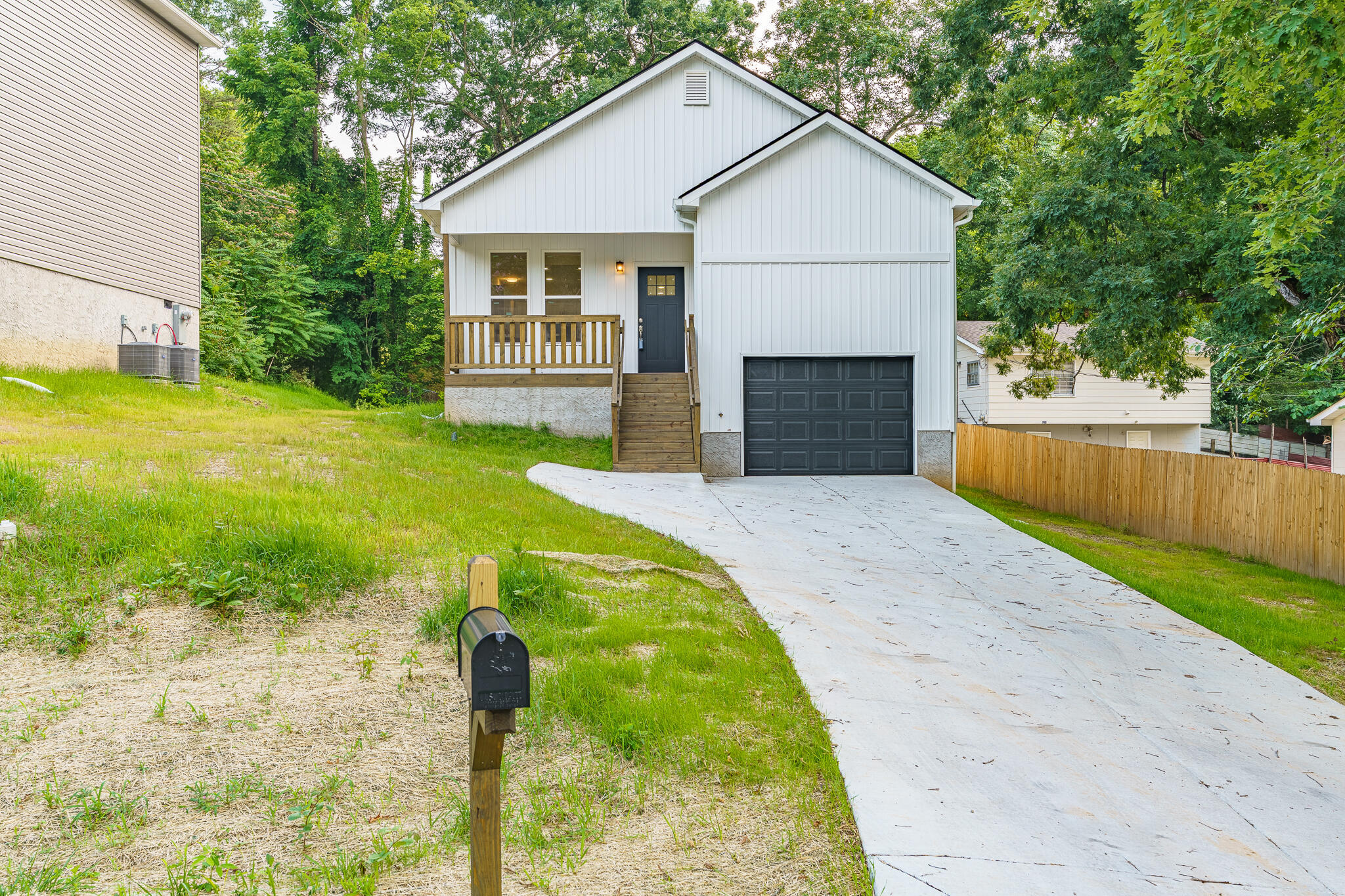 Property Photo: 3016 Addison Rd TN 37406