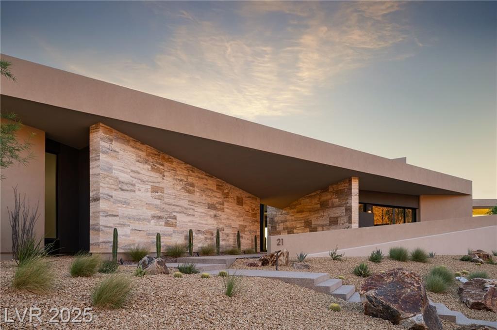 Property Photo: 21 Rockstream Drive NV 89012
