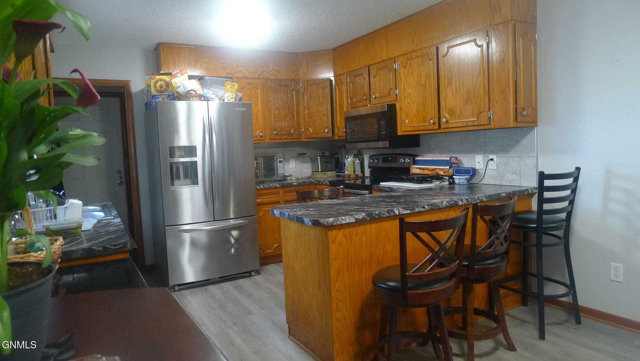 Property Photo:  907 1st Avenue NE  ND 58554 
