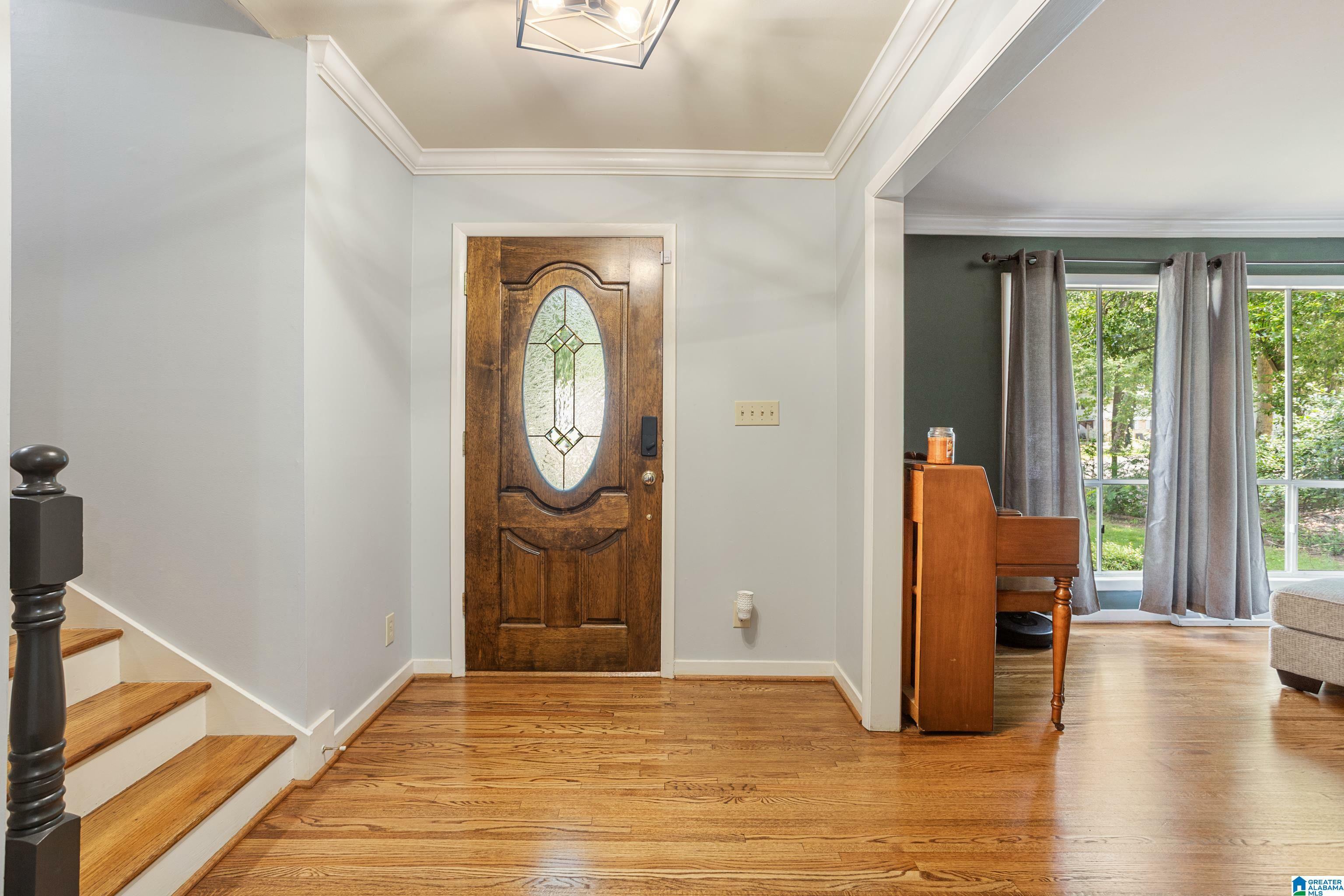Property Photo: 809 Sherwood Forest Drive AL 35235