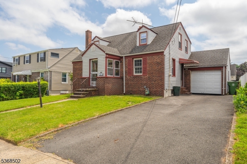707 Erudo St  Linden City NJ 07036 photo