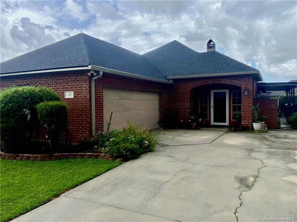 Property Photo: 2831 S Locke Point Drive LA 70605