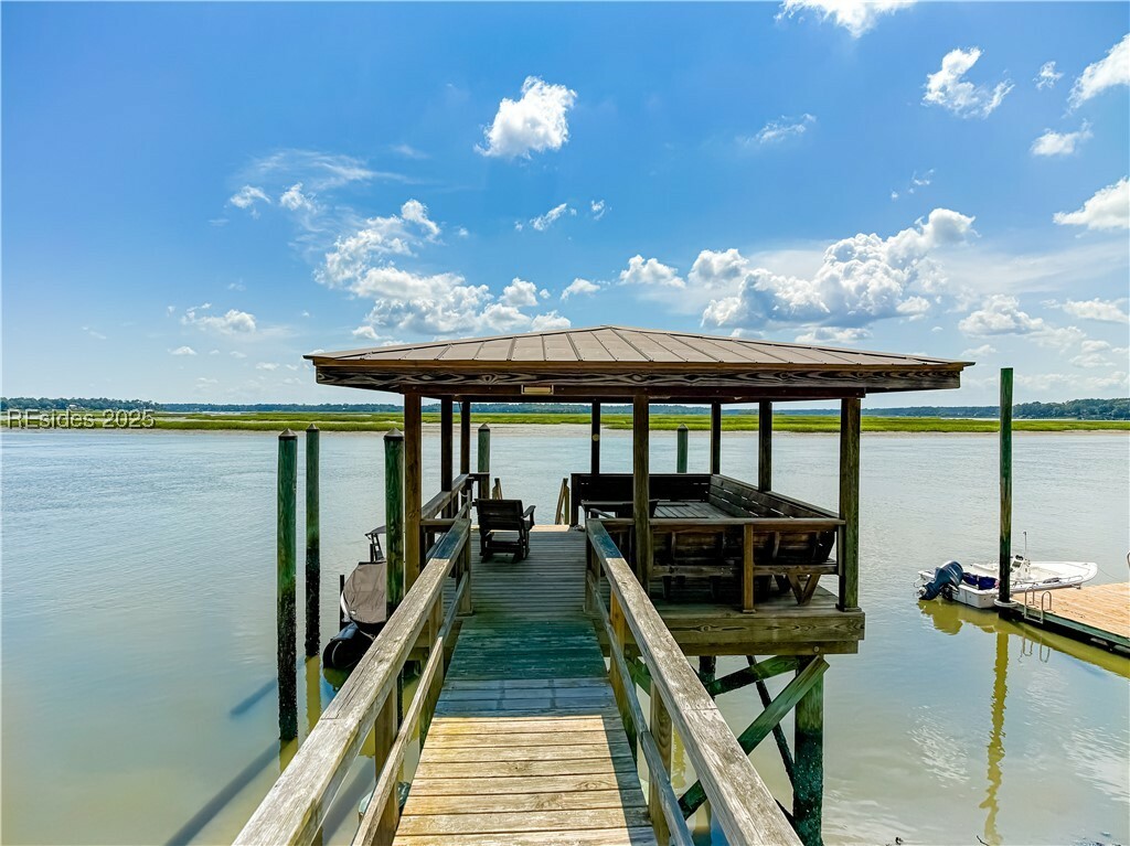 Property Photo:  22 Castle Point Rd  SC 29910 