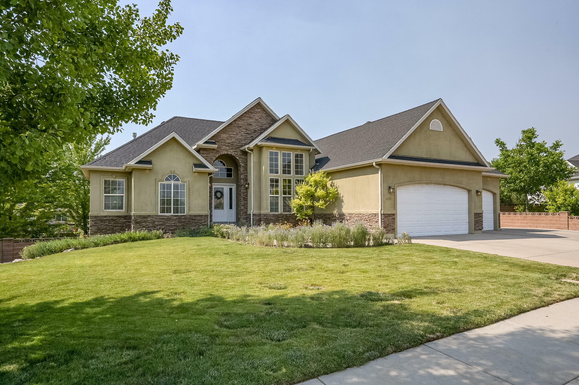 Property Photo: 2258 W 700 S UT 84720