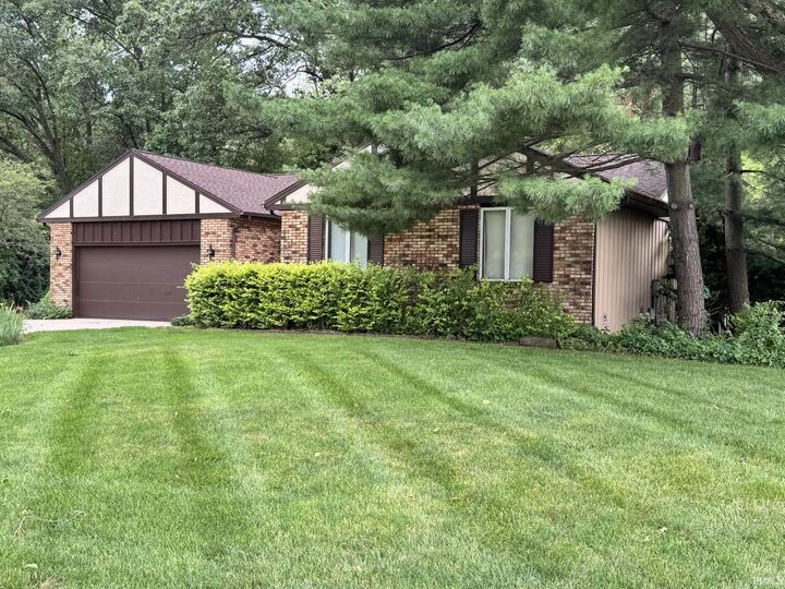 Property Photo: 55045 Cobus Lane IN 46514