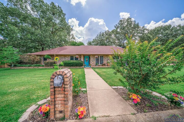 306 Pueblo  Gilmer TX 75644 photo