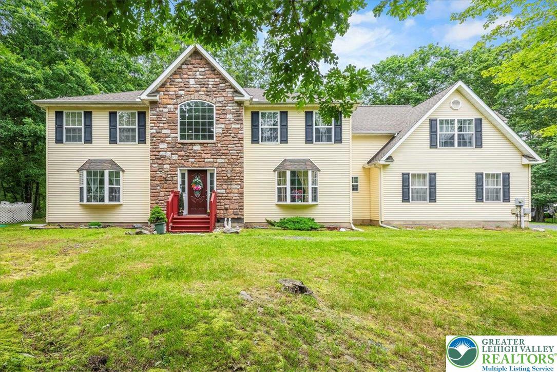 Property Photo: 210 Swartsburo Drive PA 18371