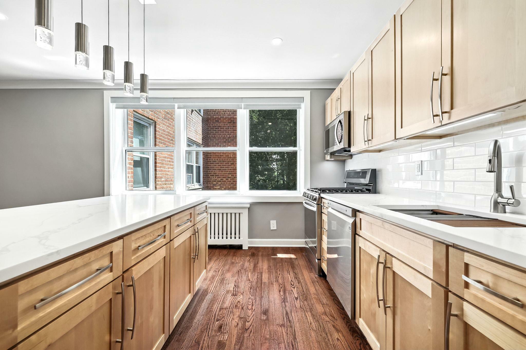 Property Photo: 1133 Midland Avenue 4L NY 10708