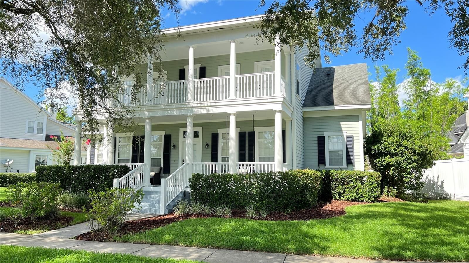 Property Photo:  934 Westpark Drive  FL 34747 