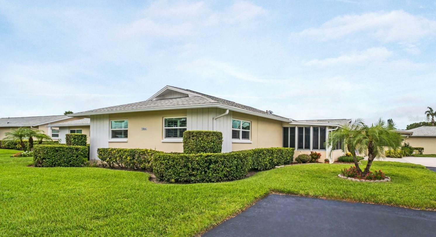 Property Photo: 2814 Highlands Boulevard B FL 34684