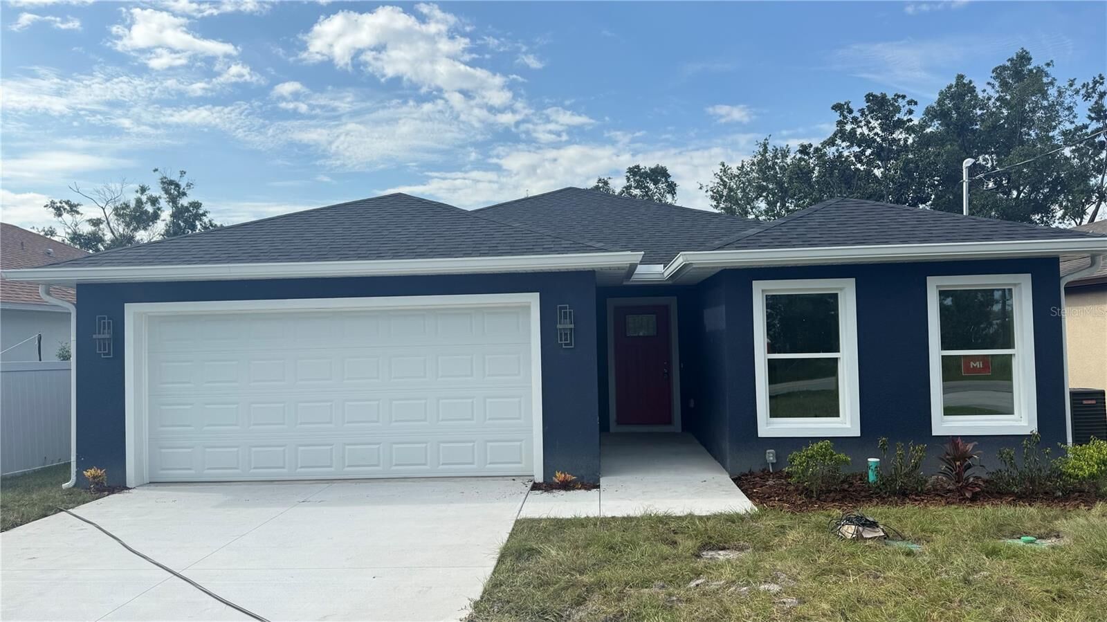 Property Photo:  1522 Pine Street  FL 32824 
