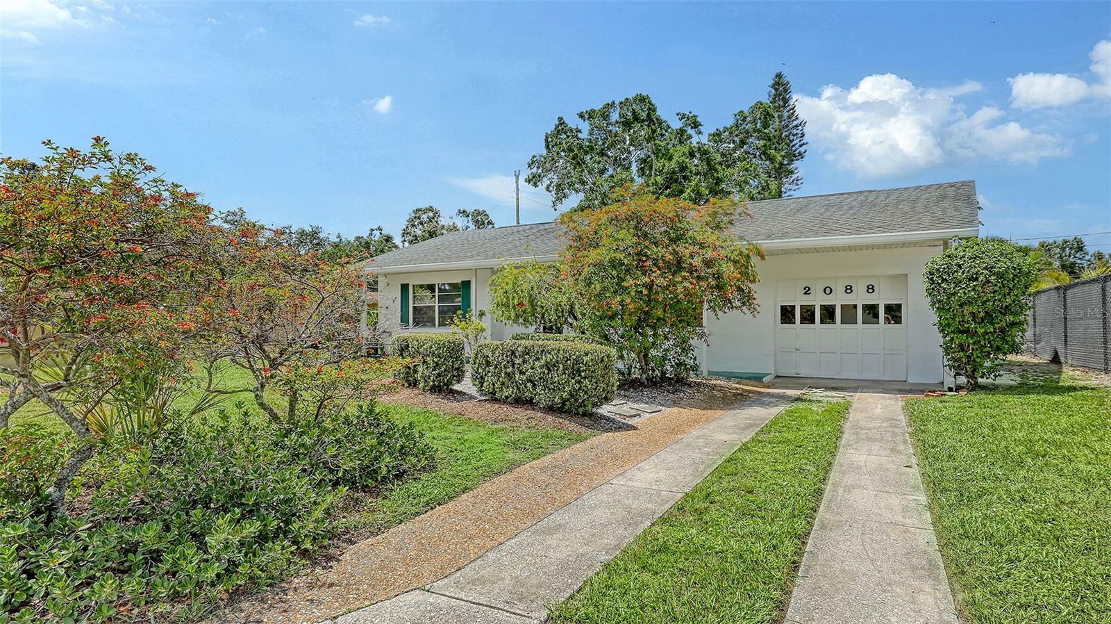 Property Photo:  2088 Grove Street  FL 34239 
