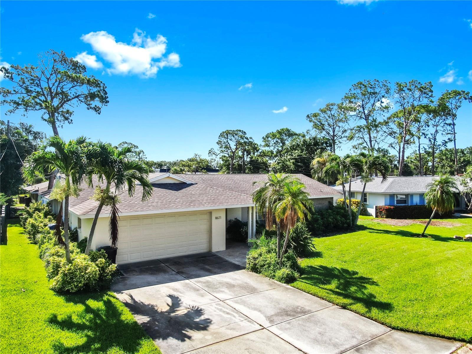 Property Photo: 8671 11th Street N FL 33702