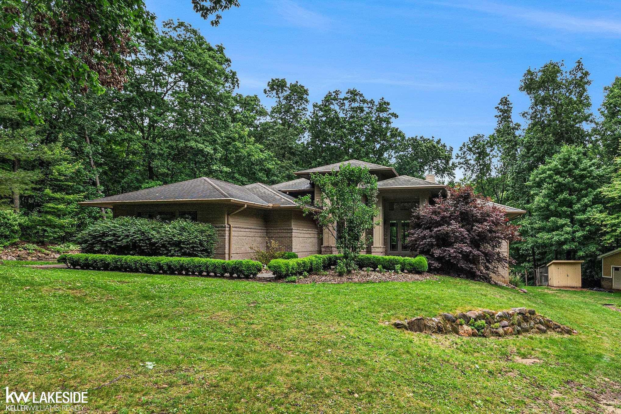 608 Killdeer Court  Ortonville MI 48462 photo