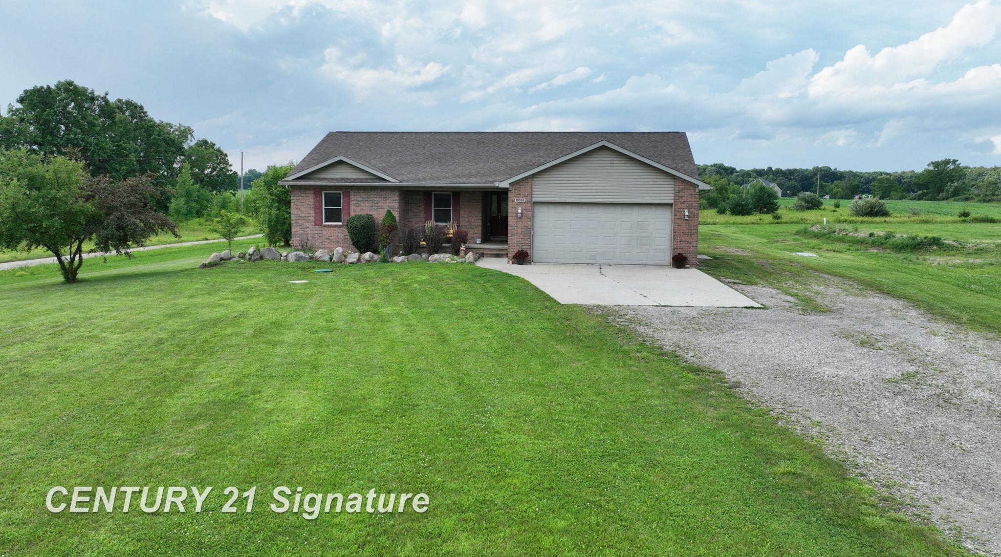 Property Photo: 10386 Reid Road MI 48473