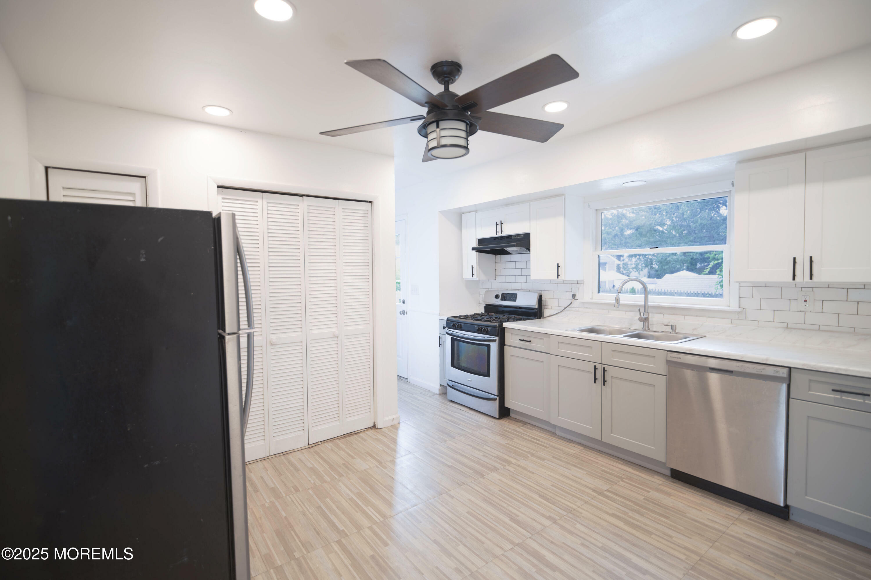 Property Photo:  585 Shady Lane  NJ 08753 