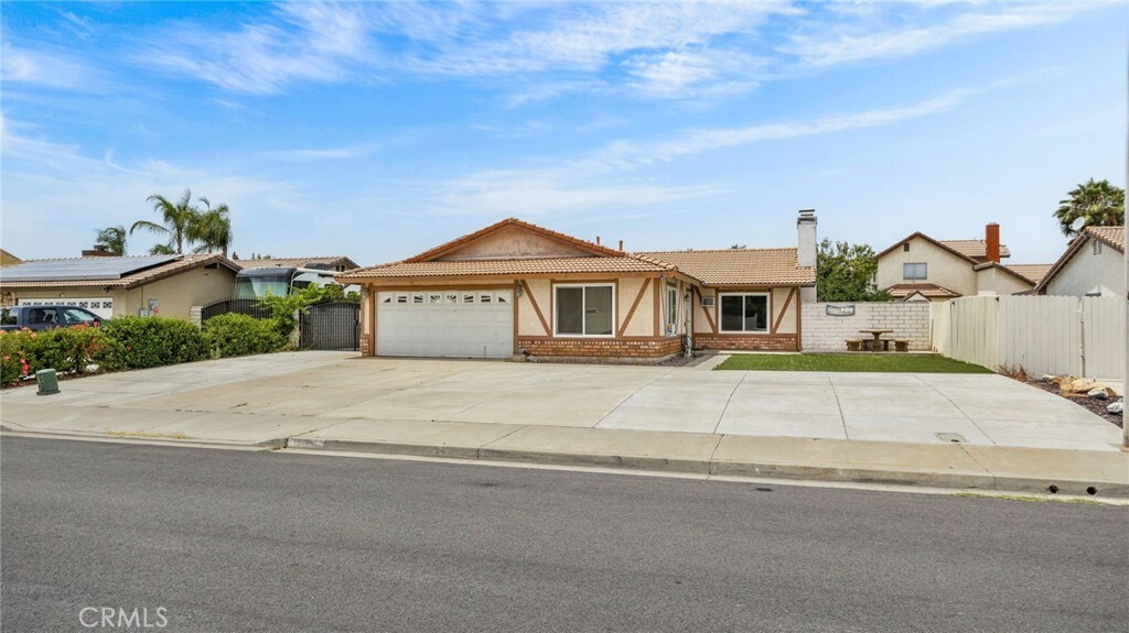 Property Photo:  13067 Alexis Drive  CA 92553 
