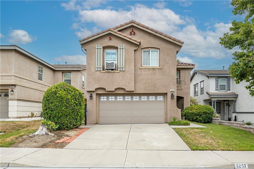 Property Photo:  6257 Long Cove Drive  CA 92336 
