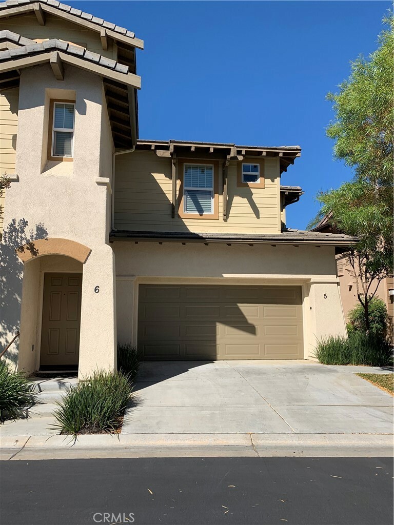 24736 Ridgewalk Street 5  Murrieta CA 92562 photo