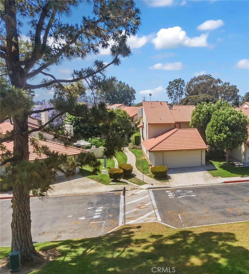 Property Photo: 18325 Gum Tree Lane CA 92646