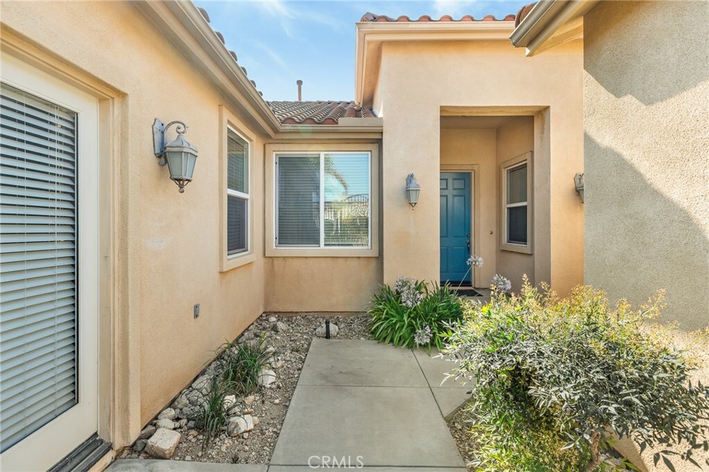 Property Photo: 6758 N Shannon Lane CA 92407