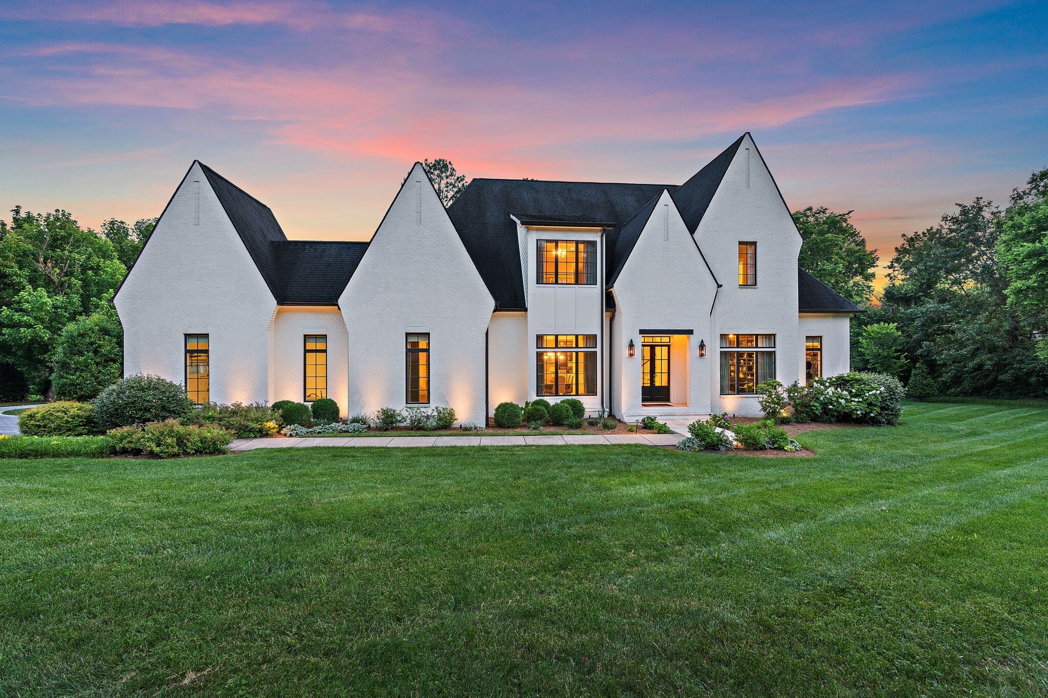 2803 Hemingway Dr  Nashville TN 37215 photo