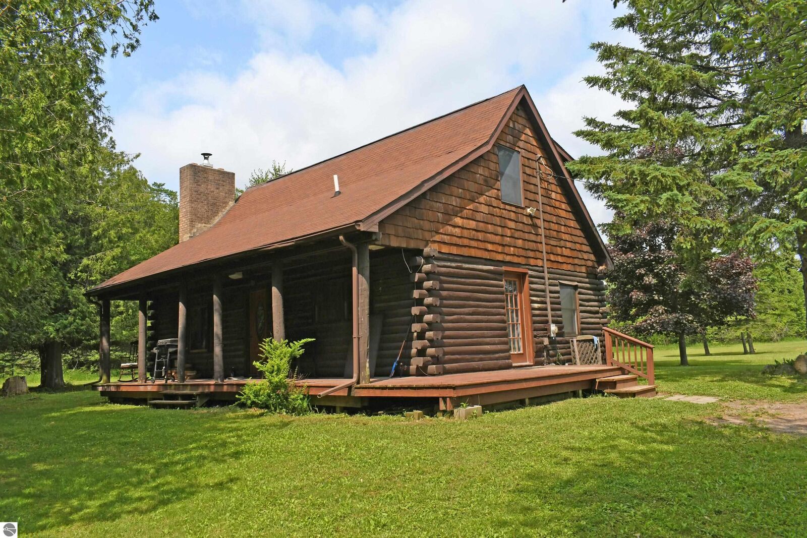 Property Photo: 550 Curtis Road MI 48730