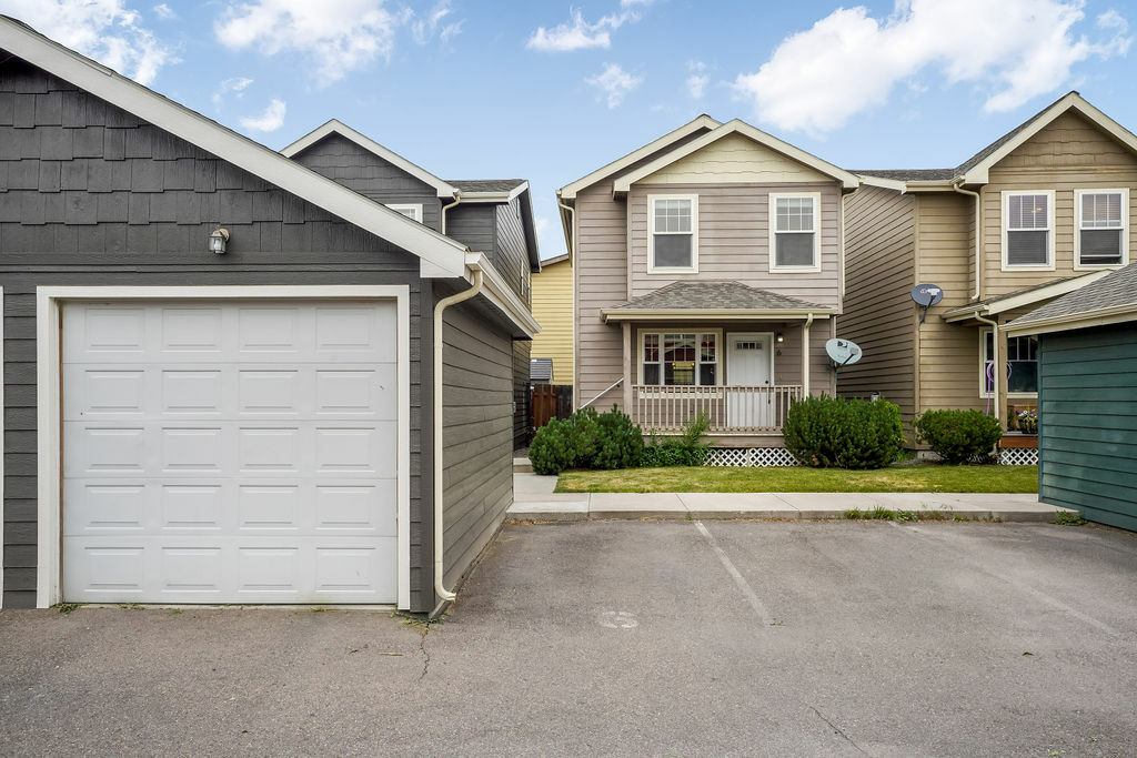 Property Photo: 2337 S 3rd Street W 6 MT 59801